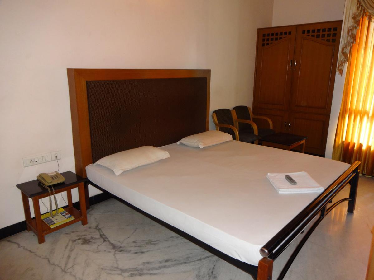 Hotel Grand Palace Coimbatore Eksteriør bilde